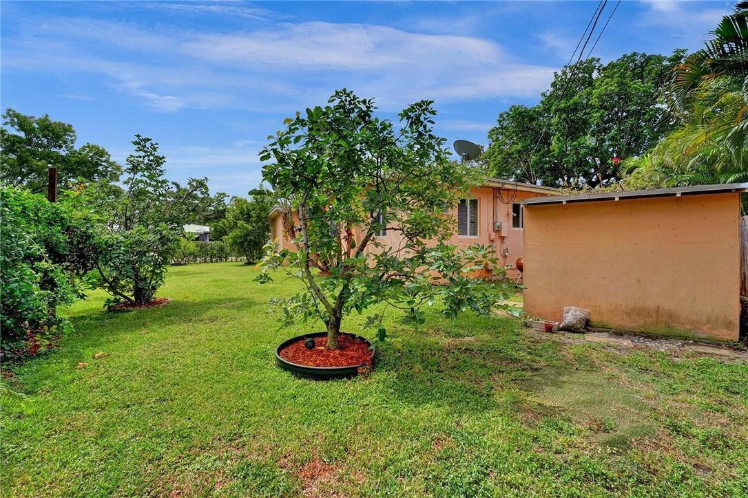 Poinsettia Heights - Residential