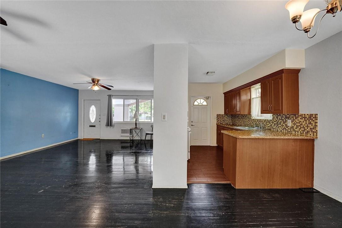 Poinsettia Heights - Residential