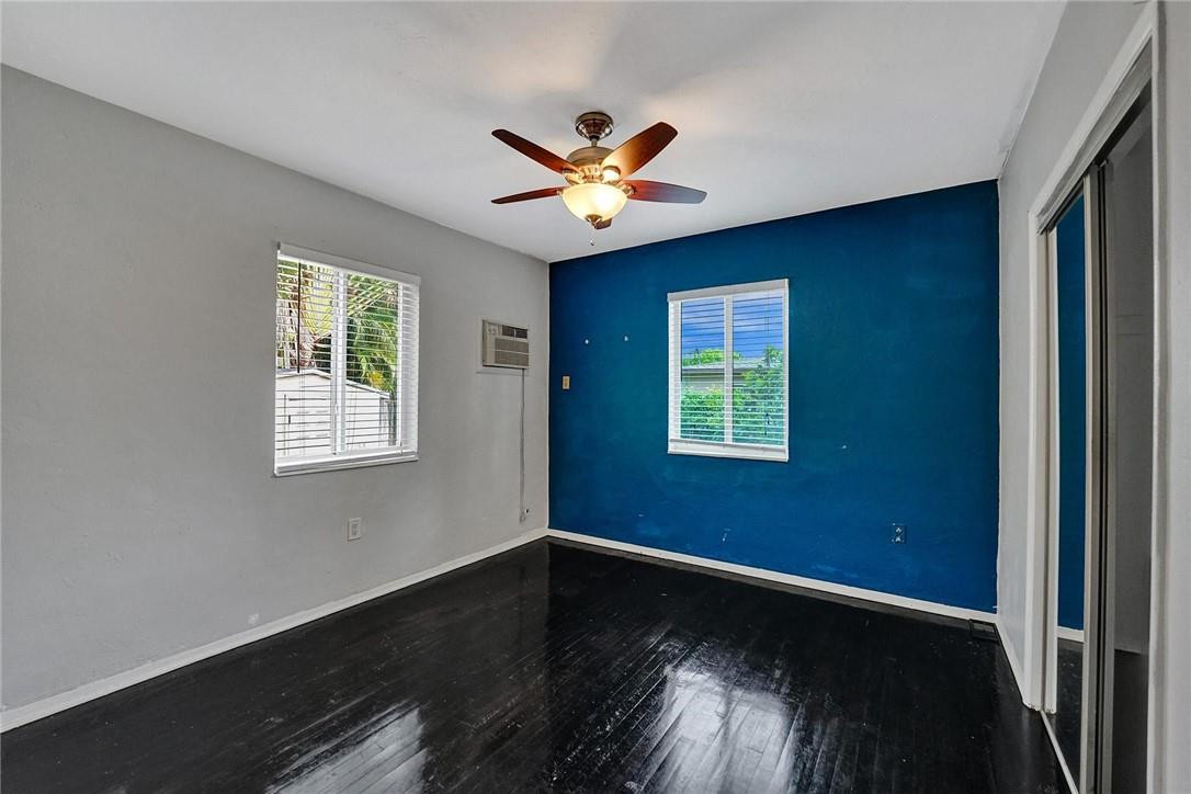 Poinsettia Heights - Residential