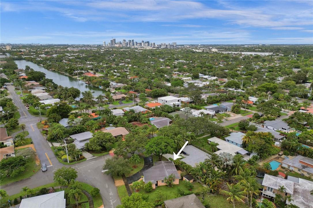 Poinsettia Heights - Residential