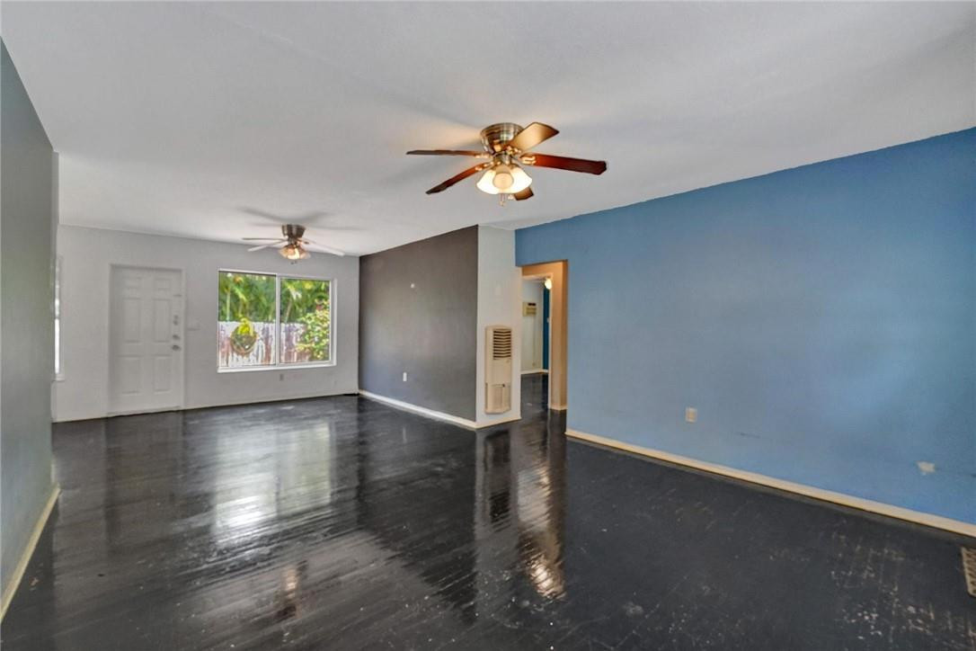 Poinsettia Heights - Residential