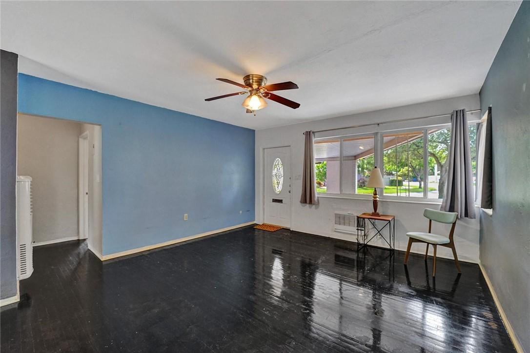 Poinsettia Heights - Residential