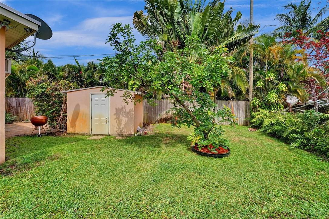 Poinsettia Heights - Residential