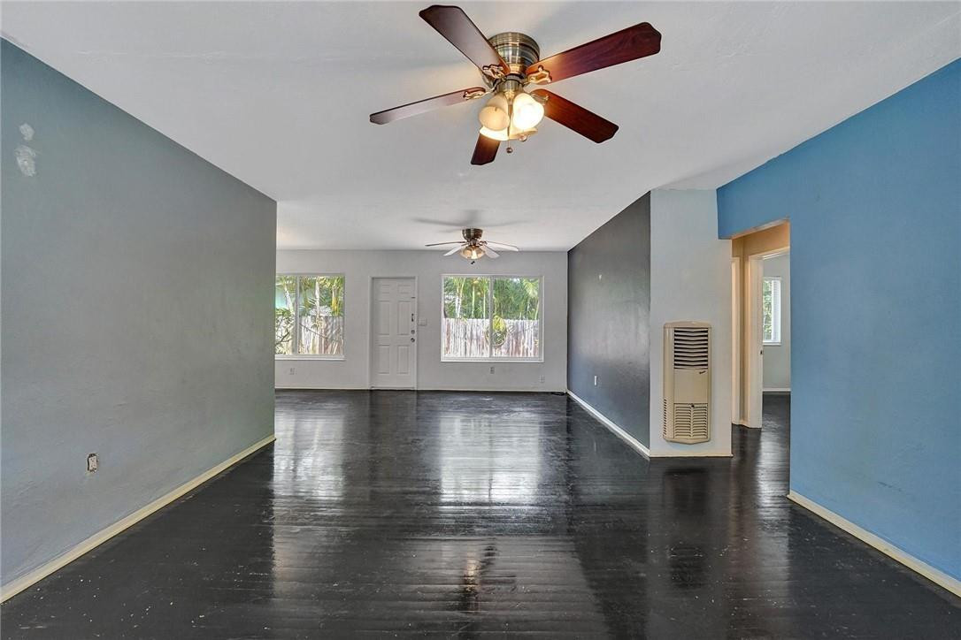 Poinsettia Heights - Residential