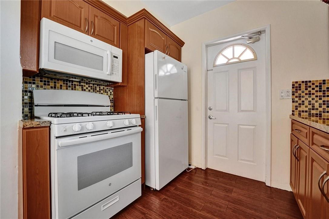 Poinsettia Heights - Residential