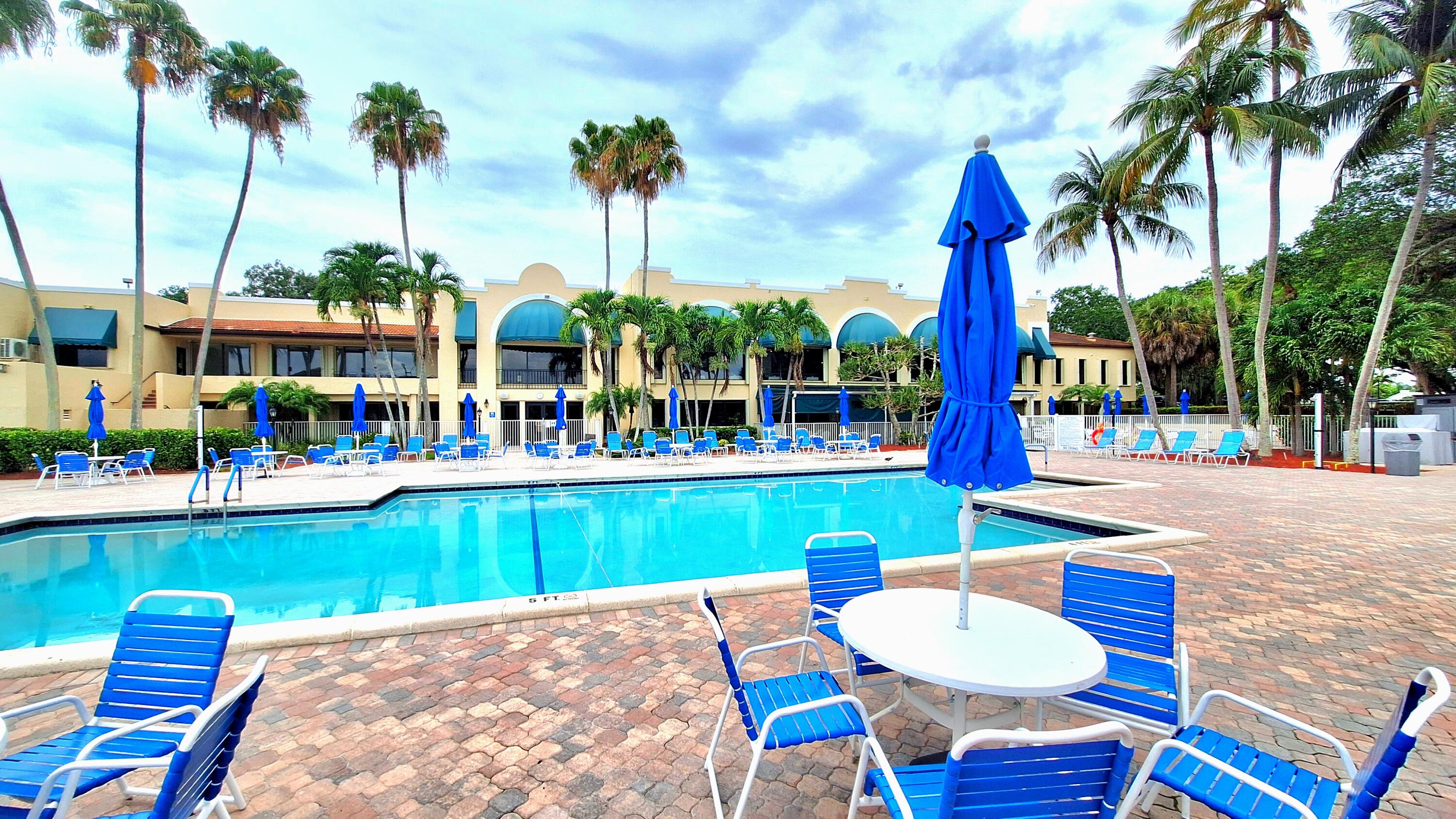 CONDO 19 OF WHITEHALL CONDOS - Residential