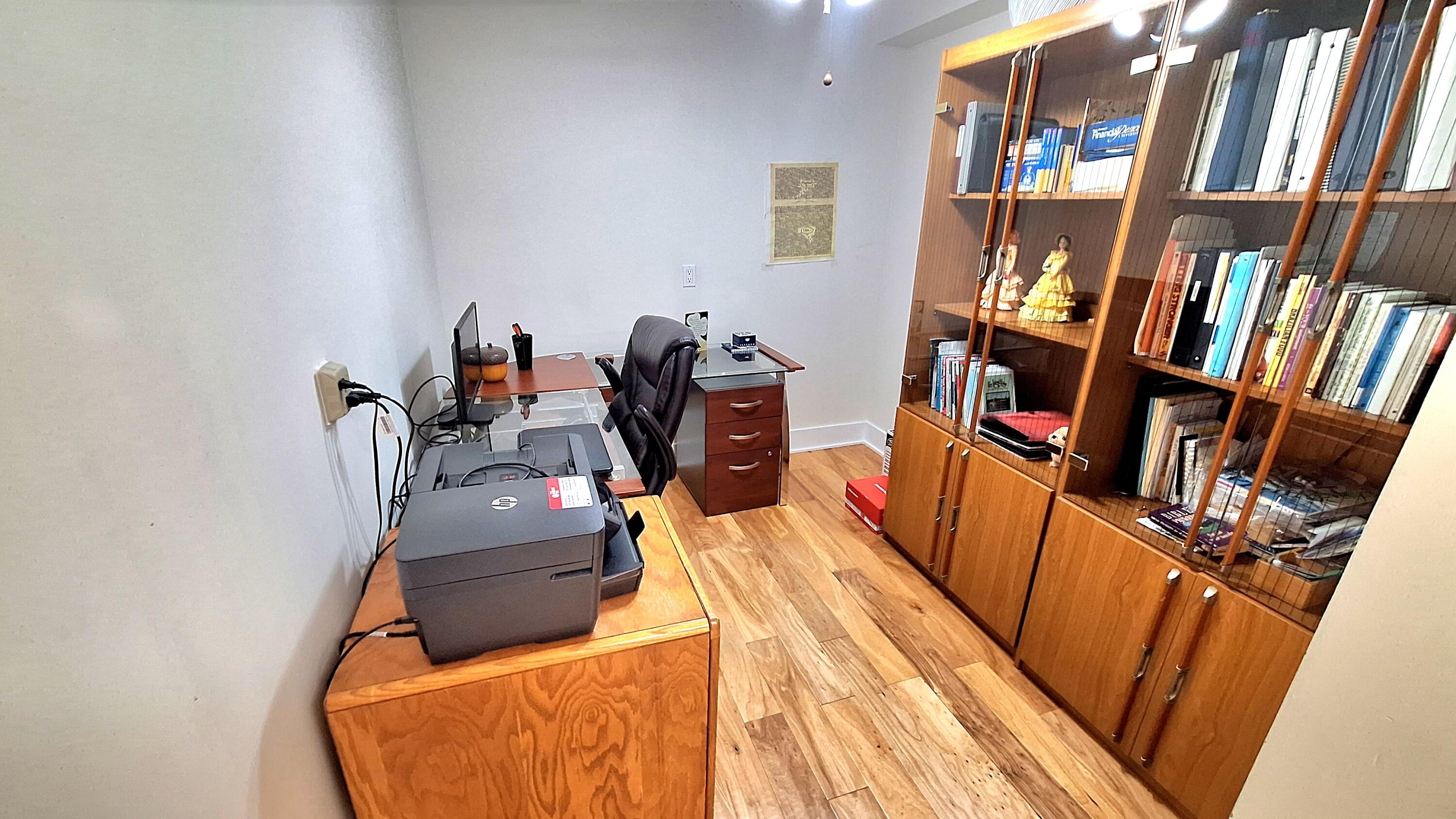 CONDO 19 OF WHITEHALL CONDOS - Residential