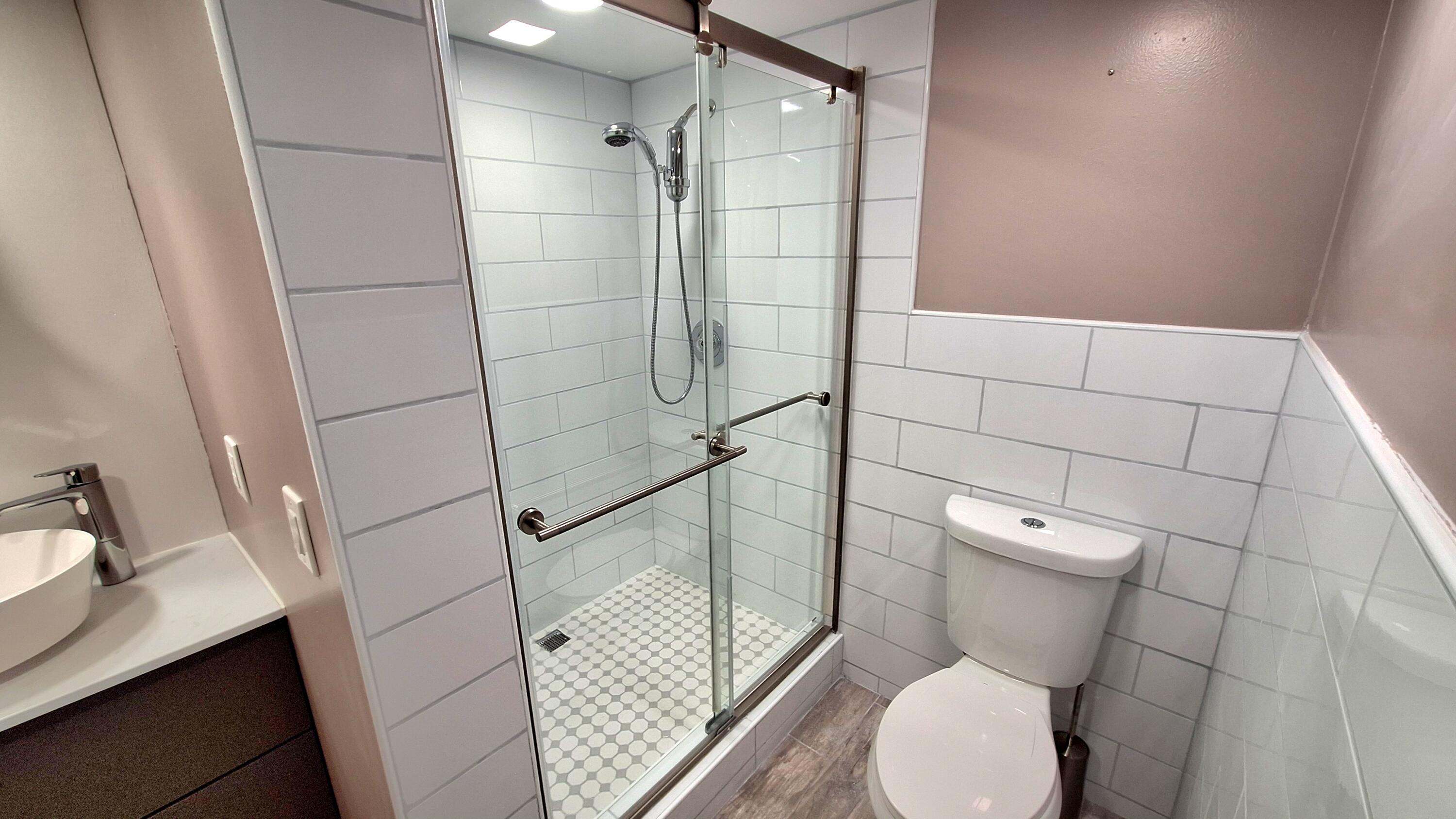 CONDO 19 OF WHITEHALL CONDOS - Residential