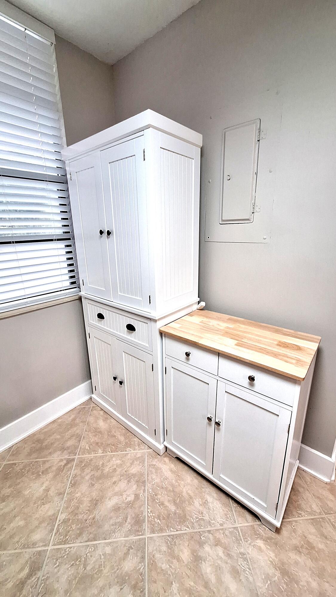 CONDO 19 OF WHITEHALL CONDOS - Residential
