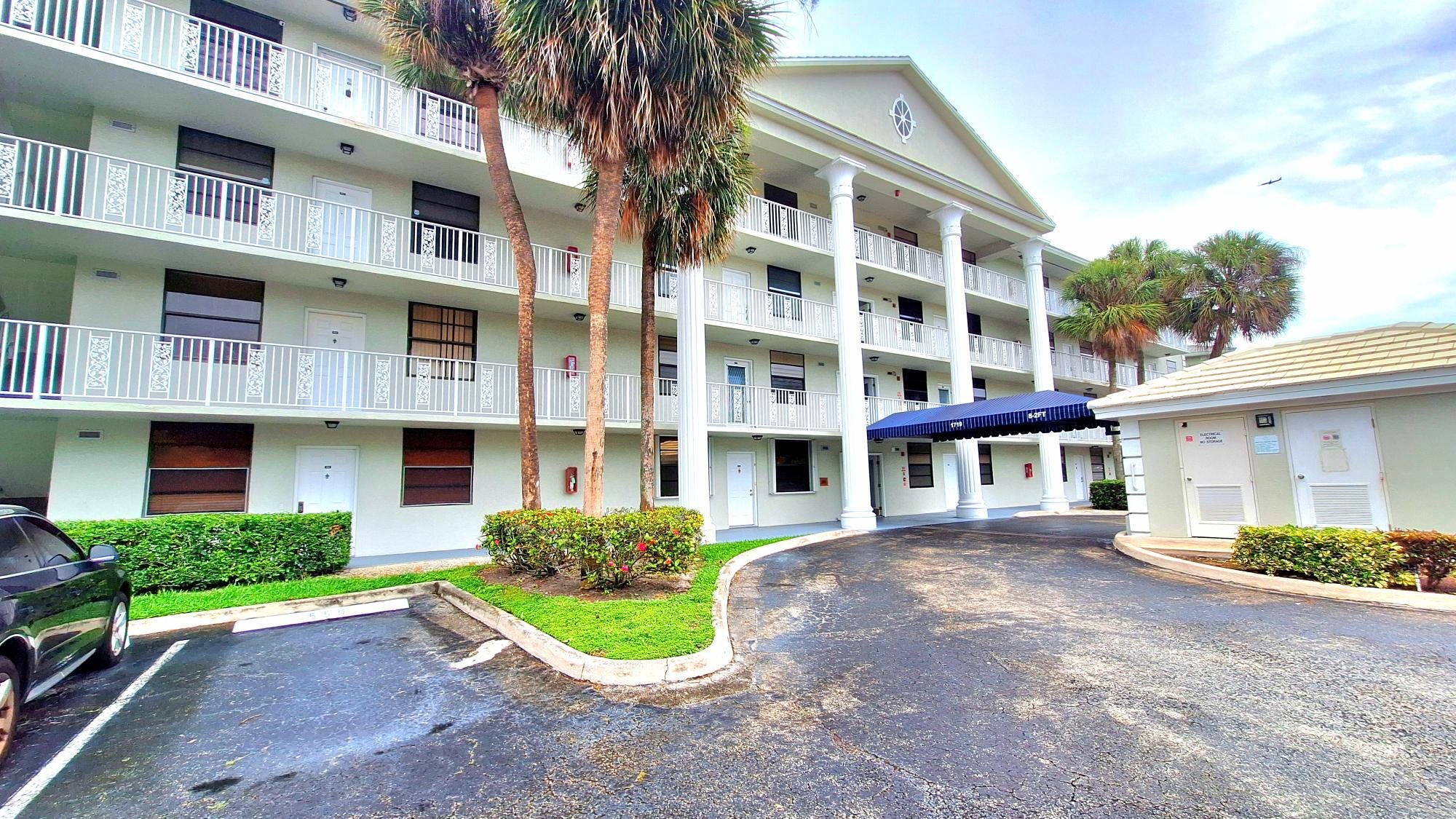 CONDO 19 OF WHITEHALL CONDOS - Residential