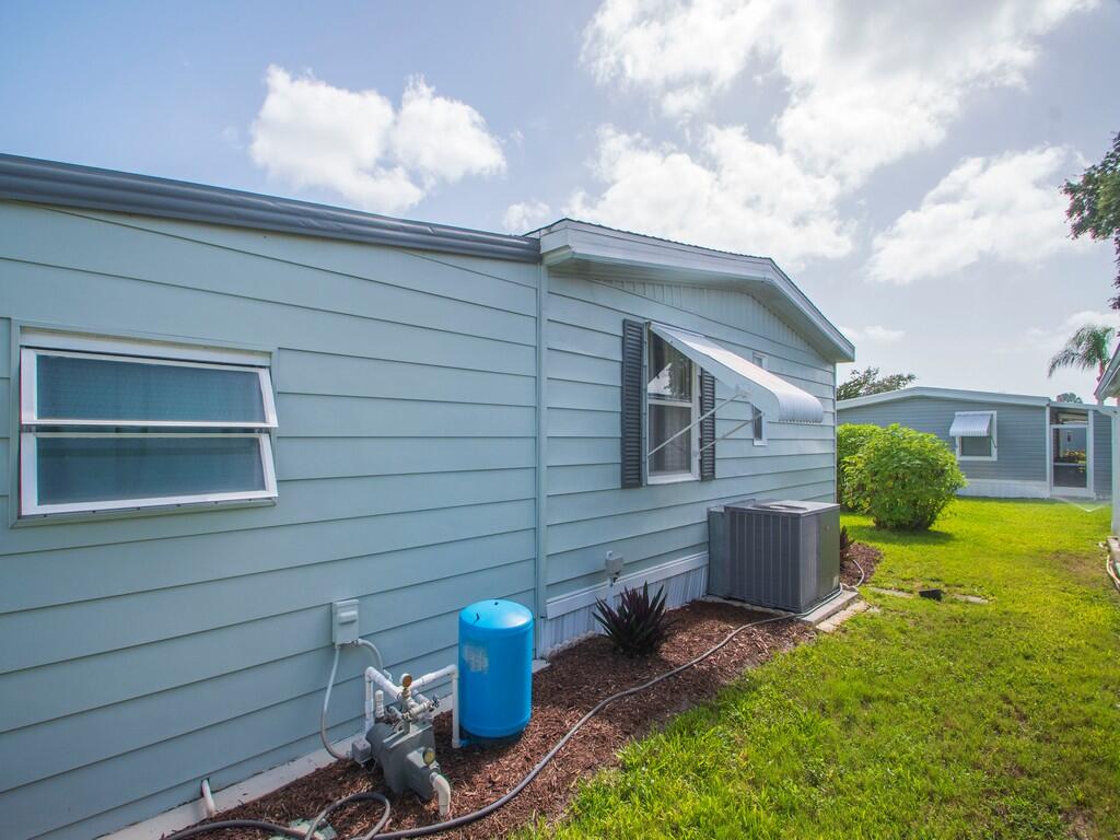 Pinelake Village - Residential