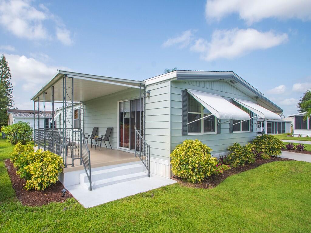 Pinelake Village - Residential