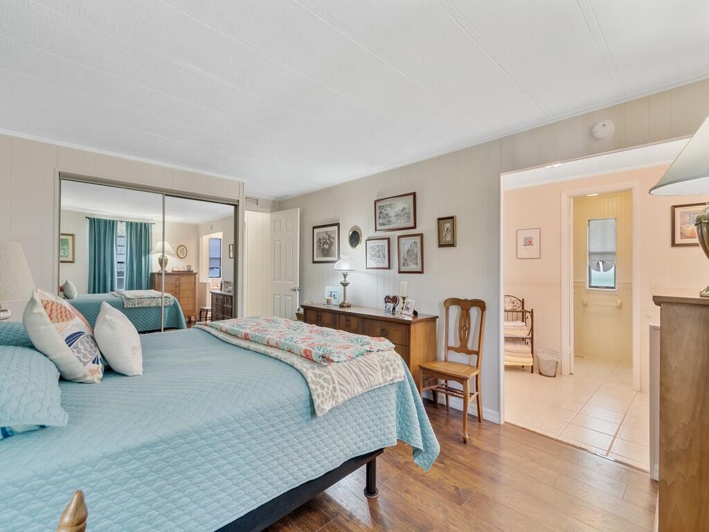 Pinelake Village - Residential
