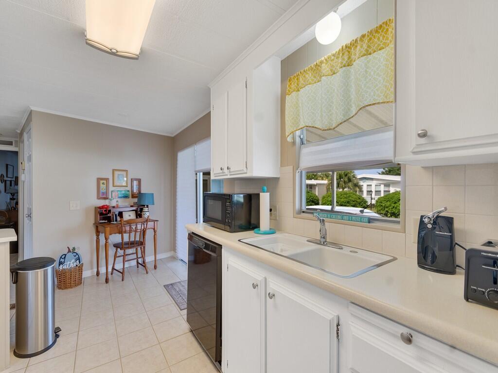 Pinelake Village - Residential