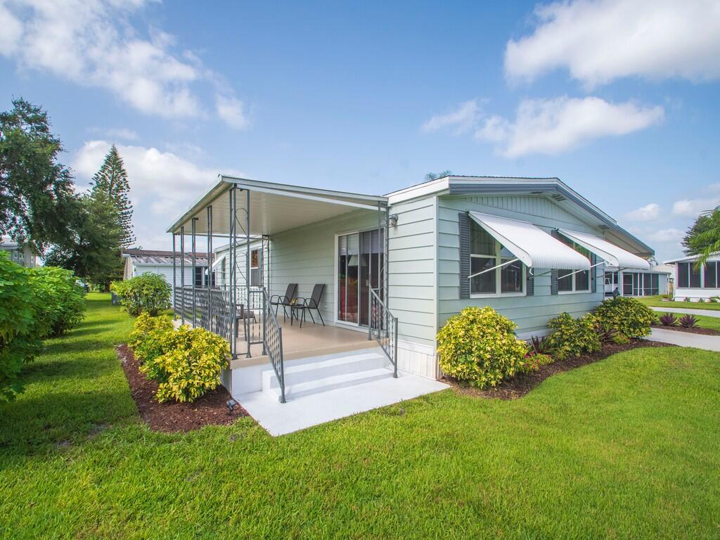 Pinelake Village - Residential