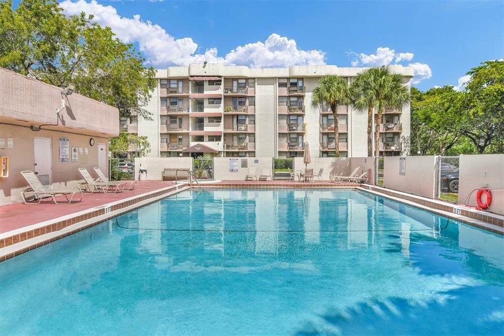 CORAL SPRINGS TOWER CLUB - Residential Lease