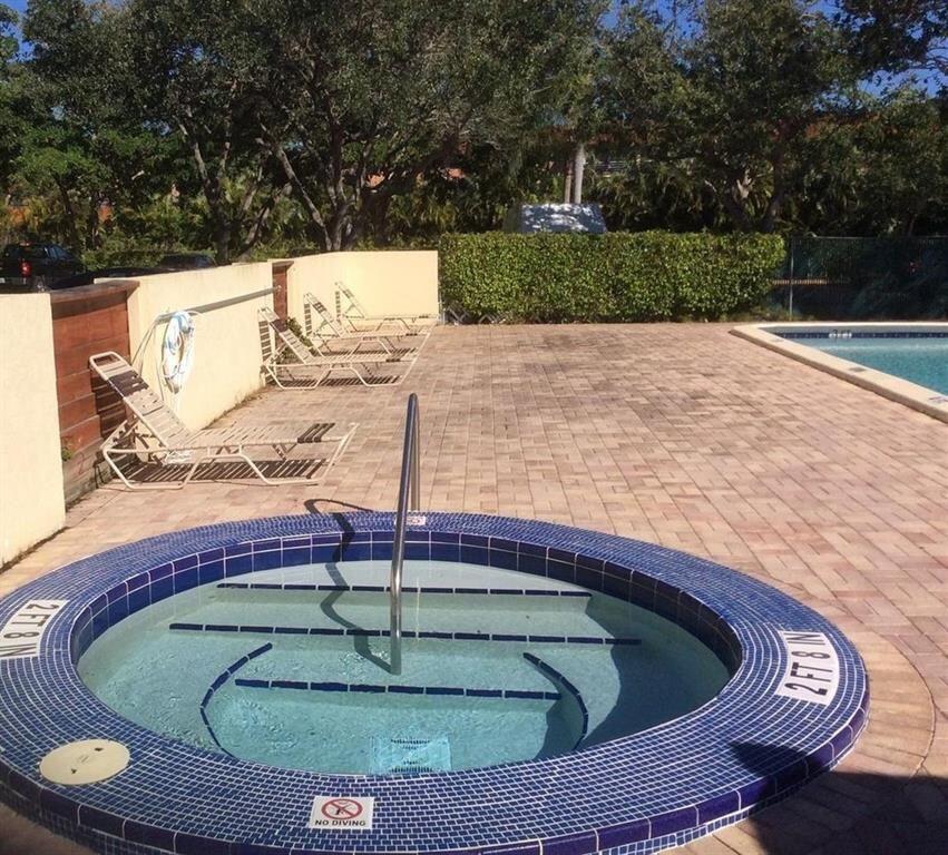 CORAL SPRINGS TOWER CLUB - Residential Lease