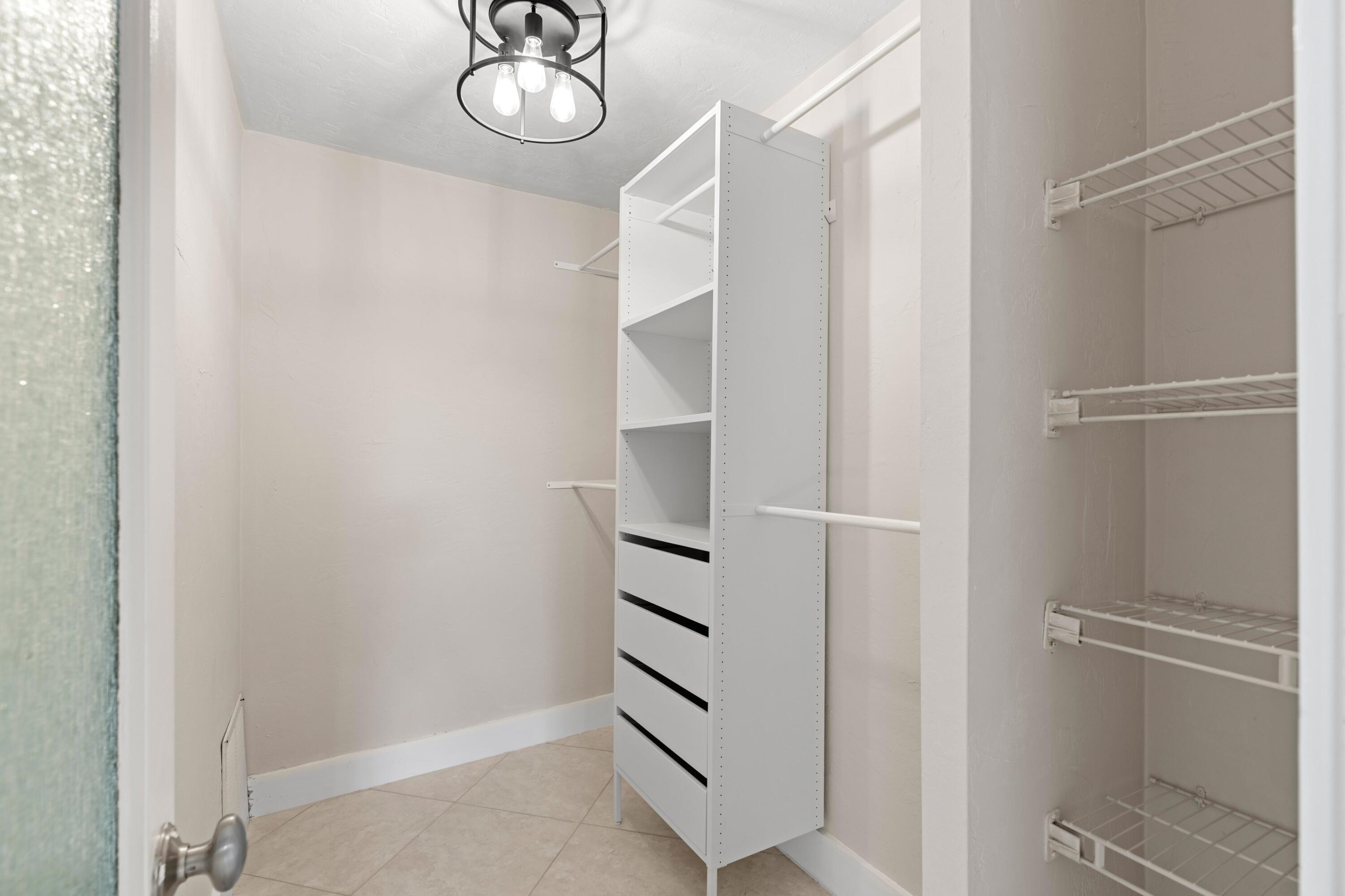 COCONUT CREEK 11TH SEC - Residential