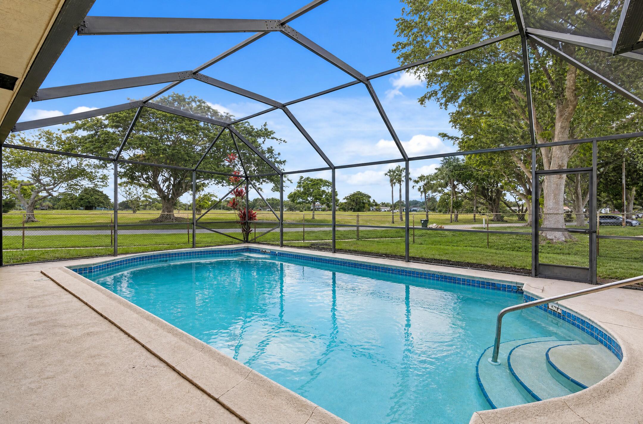 COCONUT CREEK 11TH SEC - Residential