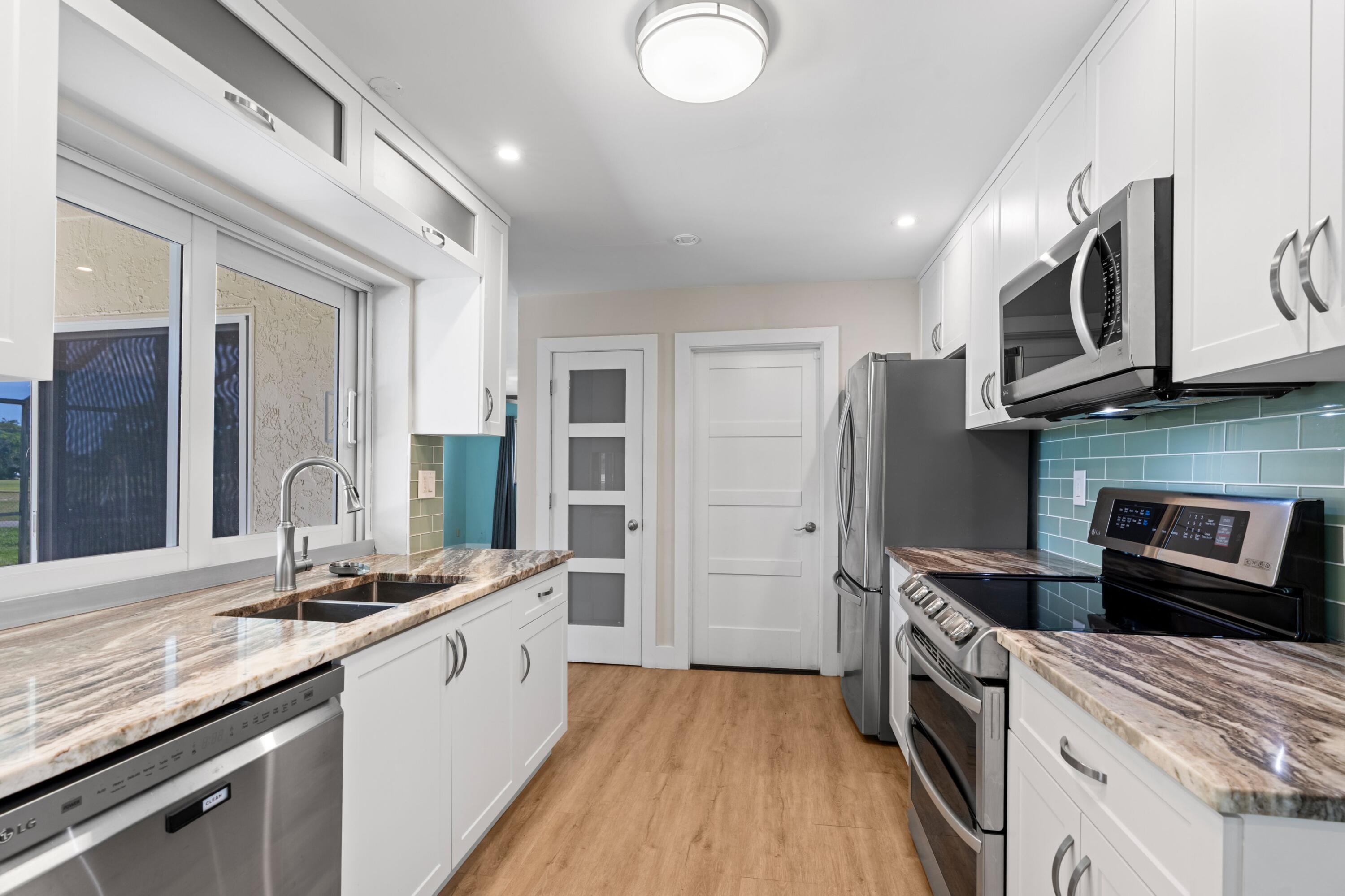 COCONUT CREEK 11TH SEC - Residential
