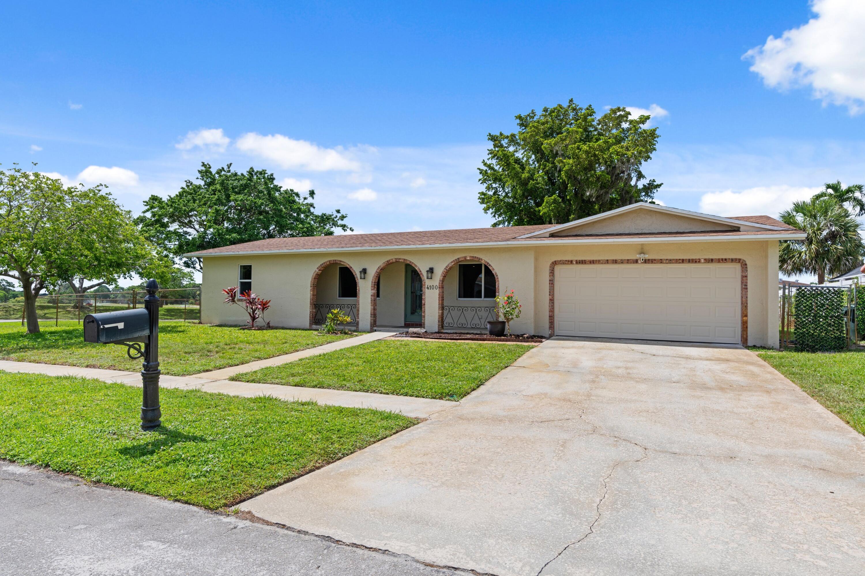 COCONUT CREEK 11TH SEC - Residential