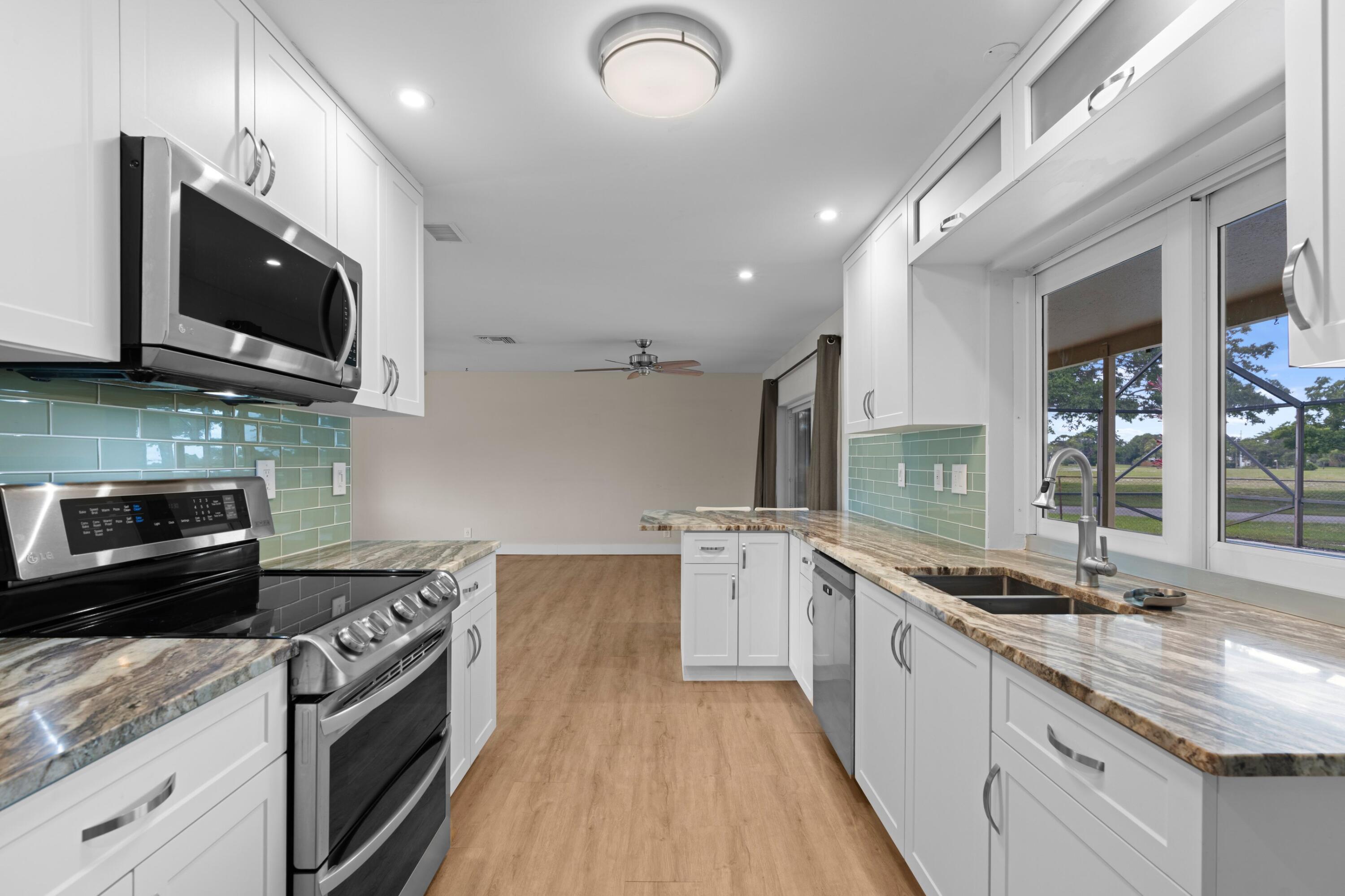COCONUT CREEK 11TH SEC - Residential