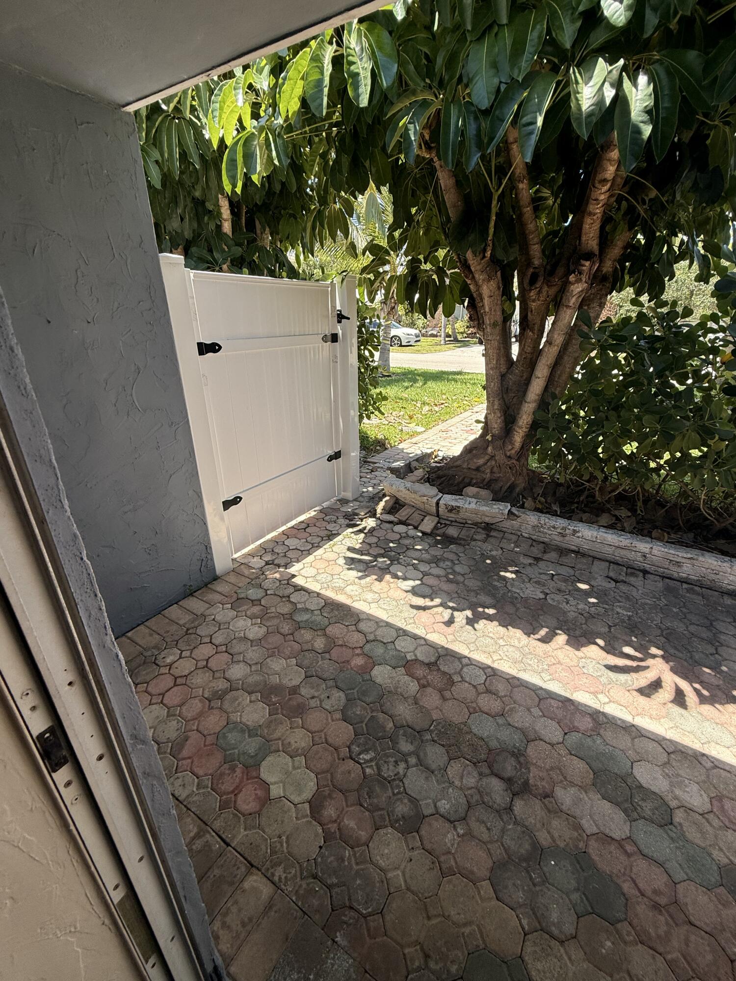 Atlantic View 2 27-21 B - Residential Lease