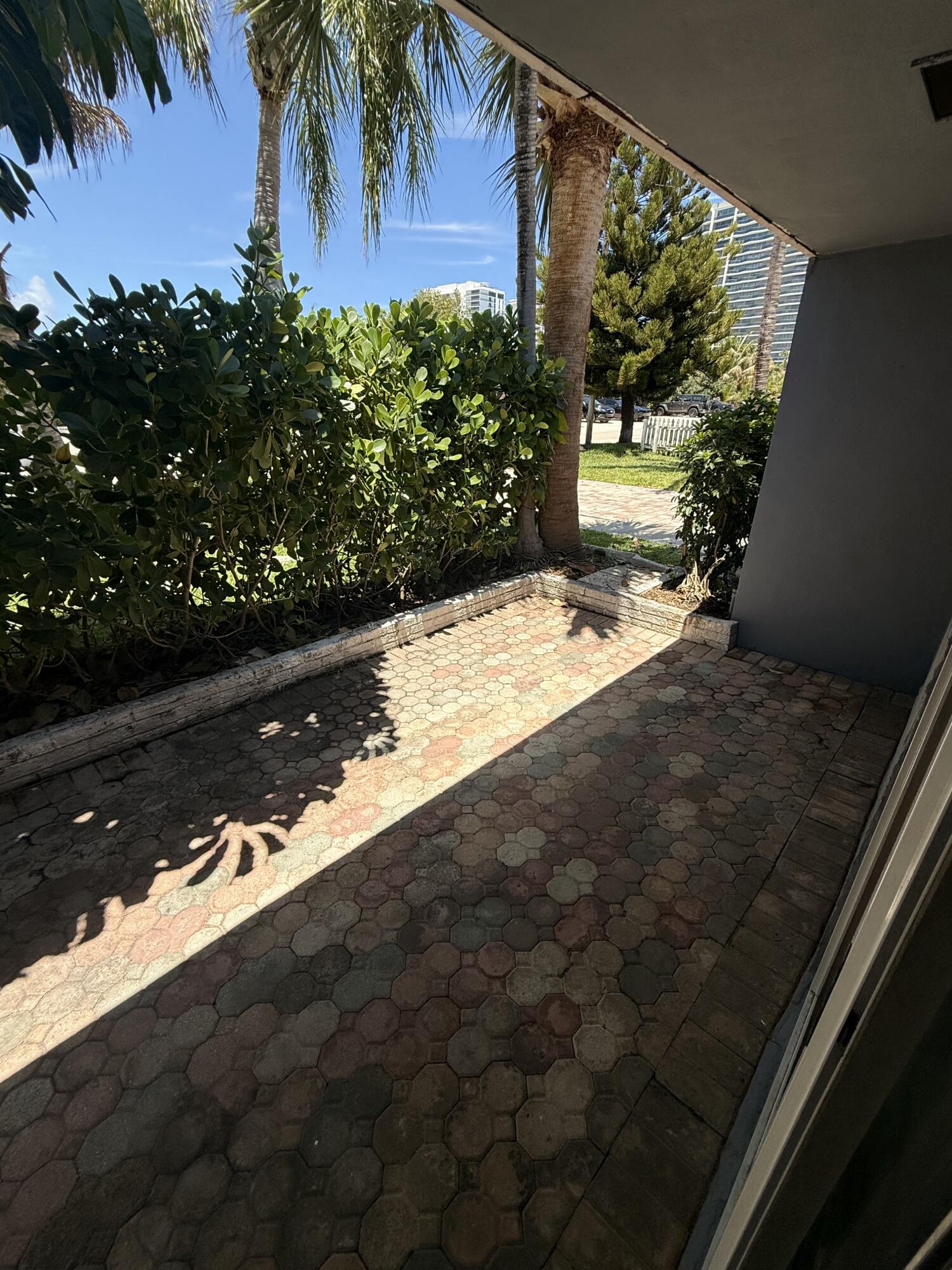 Atlantic View 2 27-21 B - Residential Lease