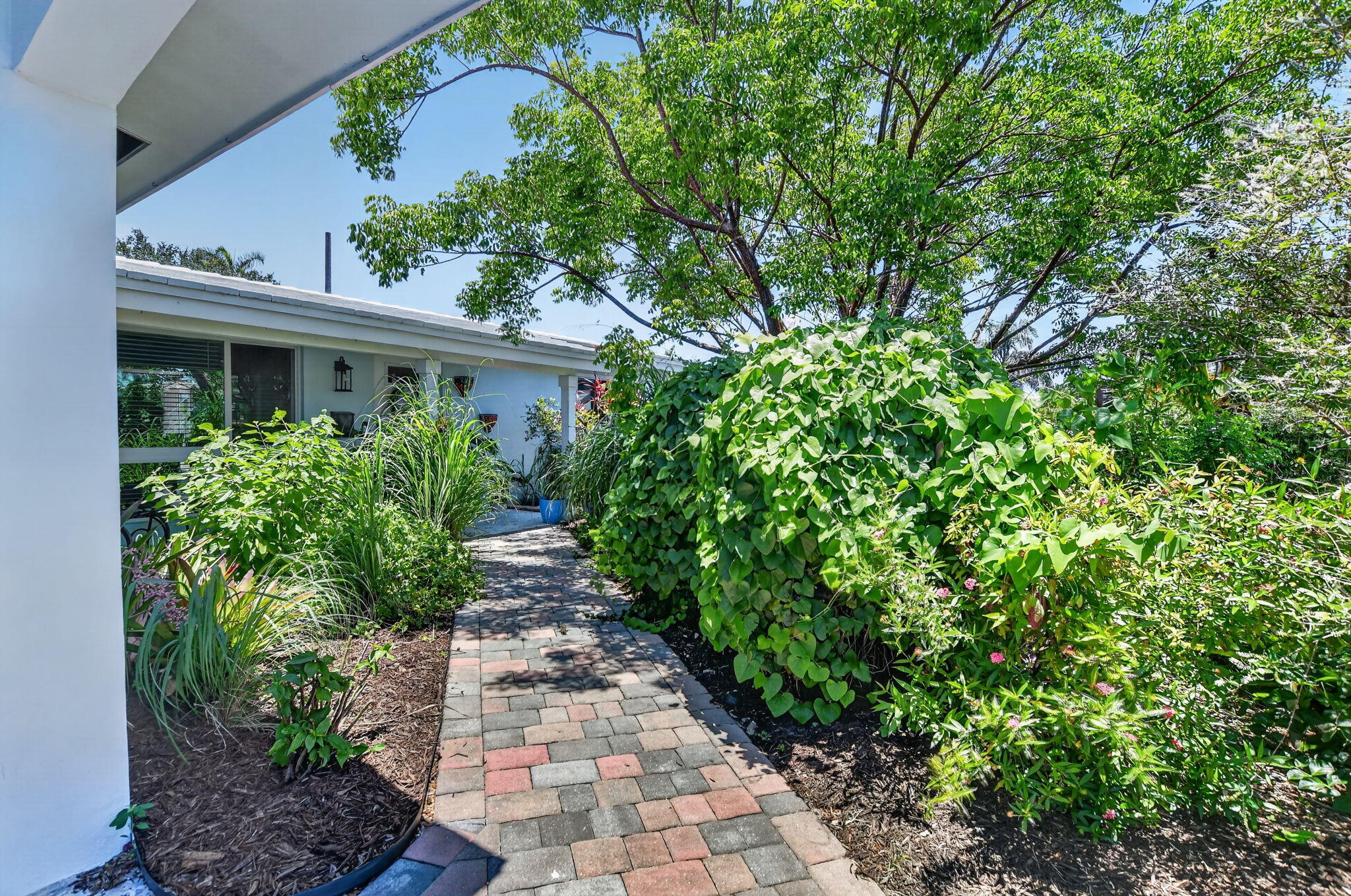 ROYAL OAK HILLS 1ST SEC - Residential Lease