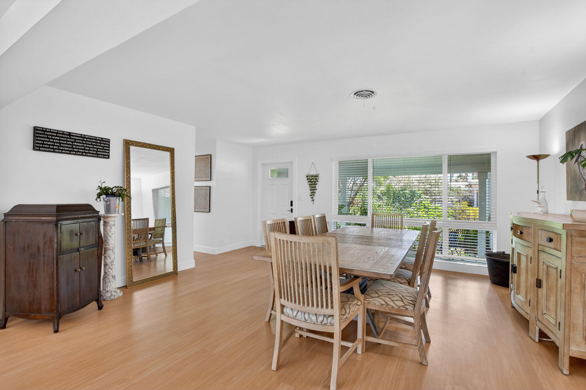 ROYAL OAK HILLS 1ST SEC - Residential Lease