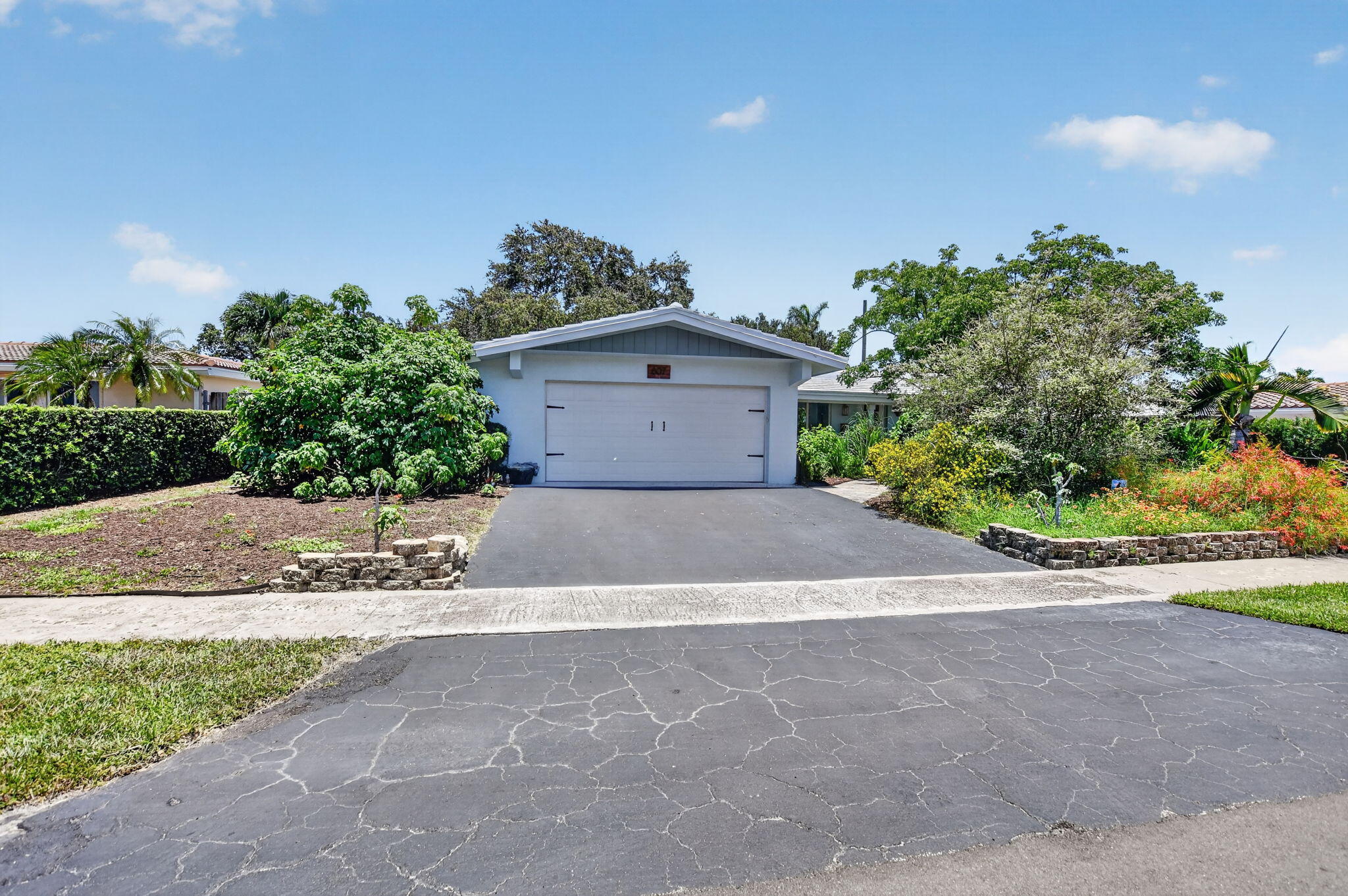 ROYAL OAK HILLS 1ST SEC - Residential Lease