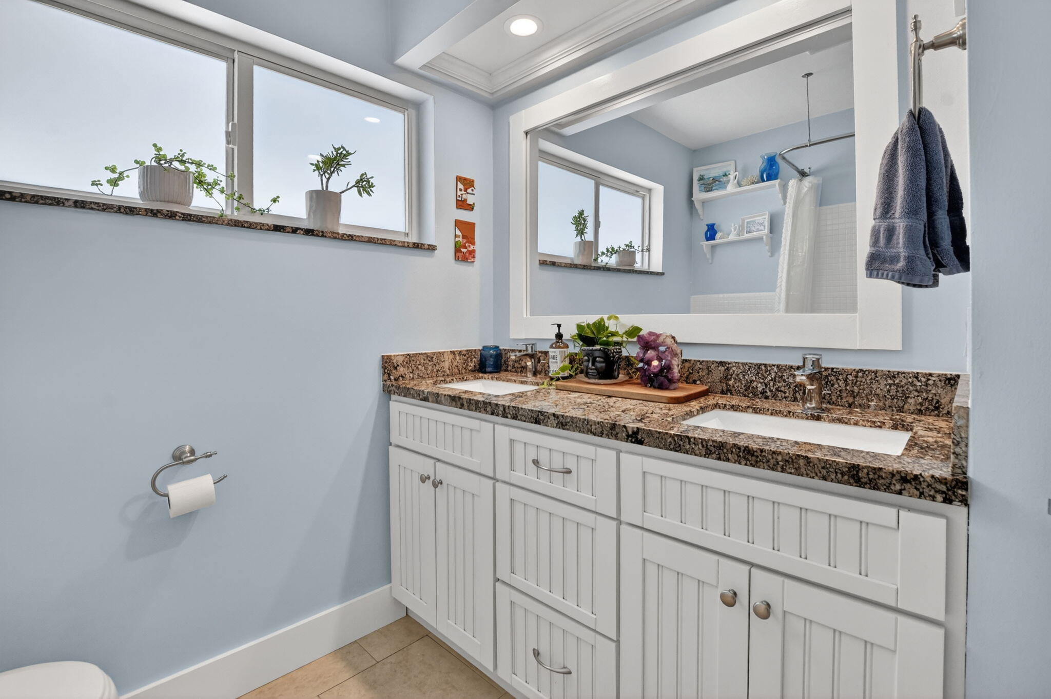 ROYAL OAK HILLS 1ST SEC - Residential Lease