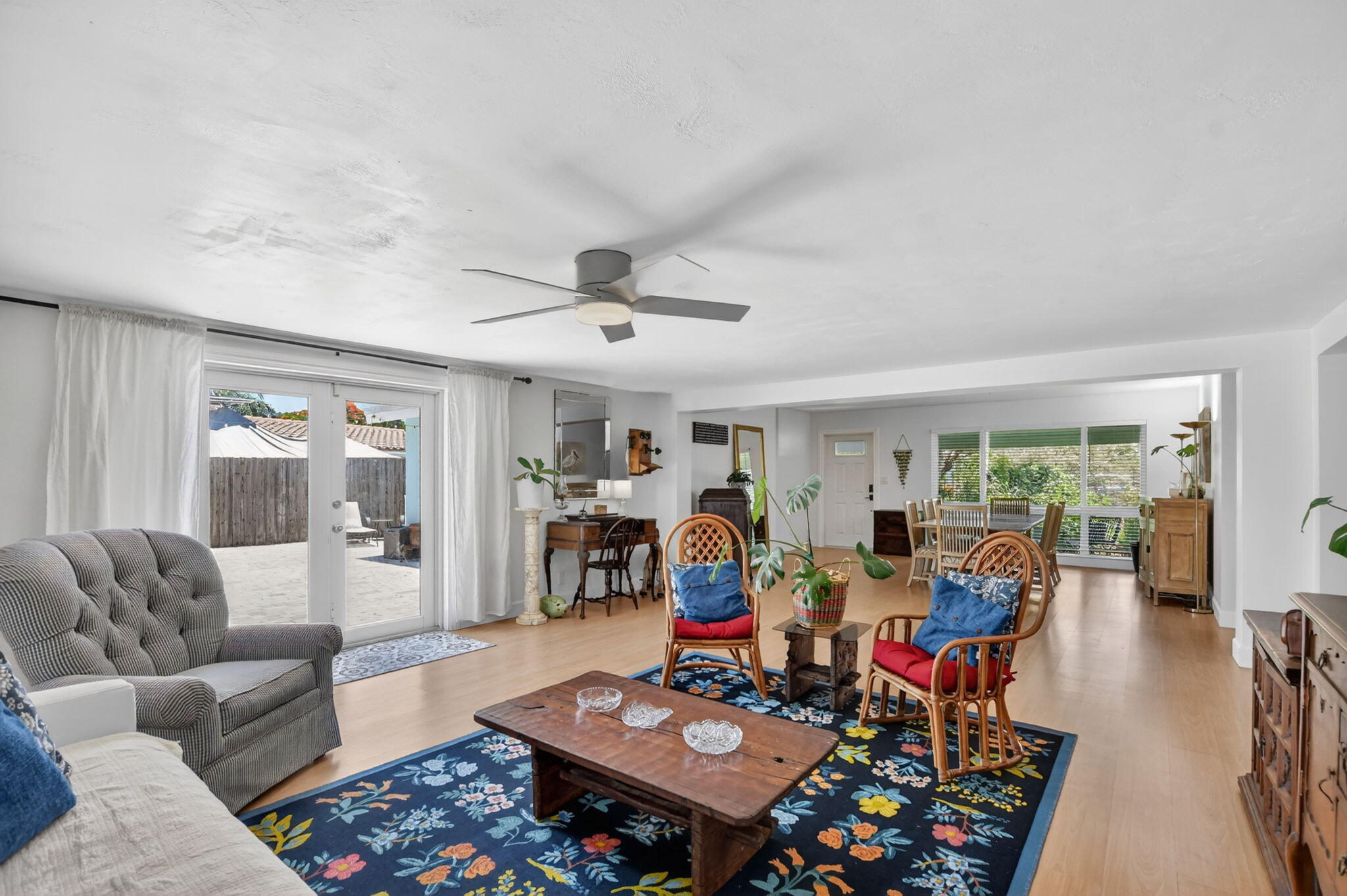 ROYAL OAK HILLS 1ST SEC - Residential Lease