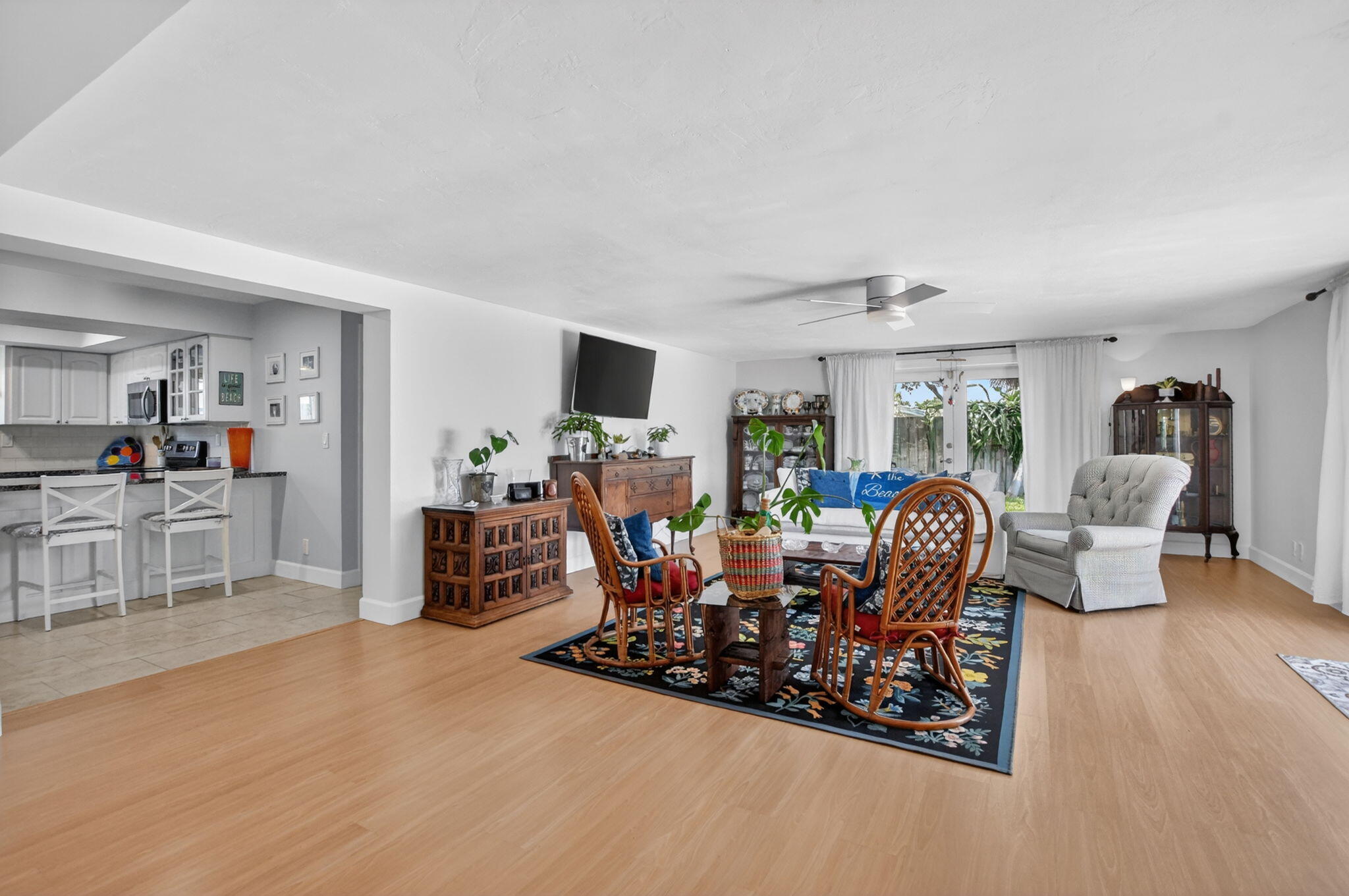 ROYAL OAK HILLS 1ST SEC - Residential Lease