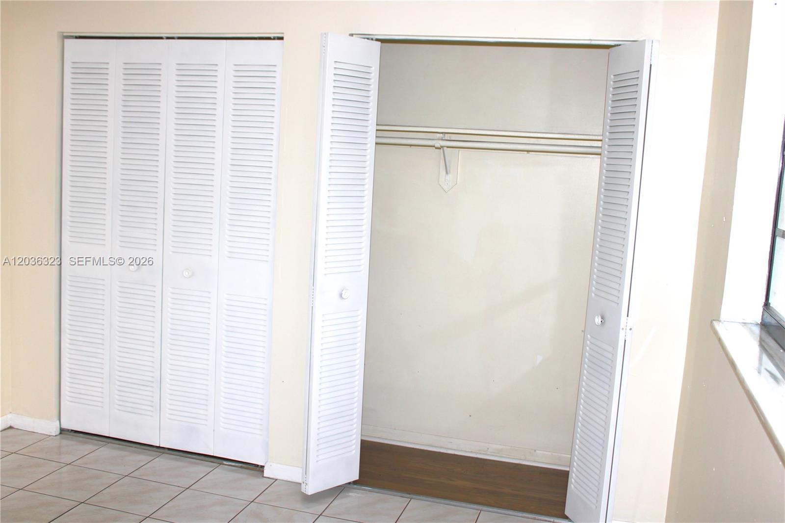 ALHAMBRA VI CONDO - Residential Lease