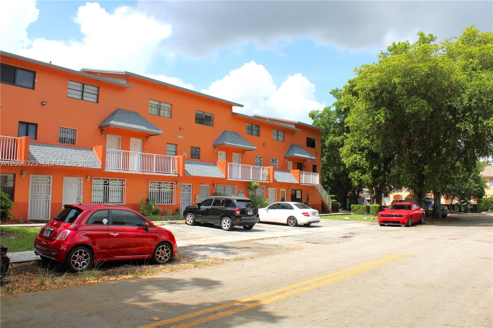ALHAMBRA VI CONDO - Residential Lease