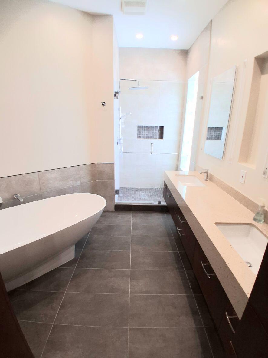 GARDEN OAKS 1 - Residential