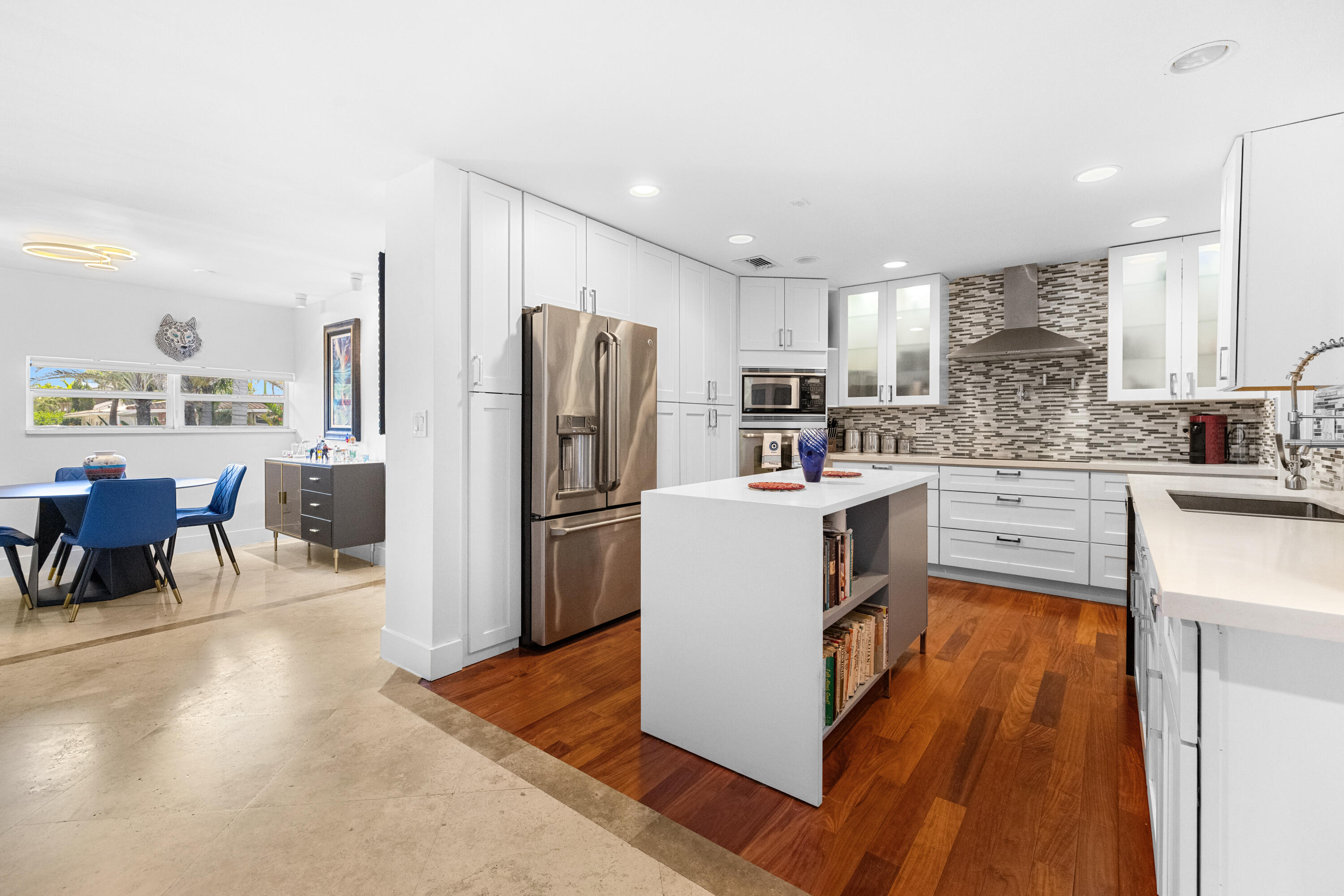 CORAL KEY VILLAS 2ND SEC - Residential
