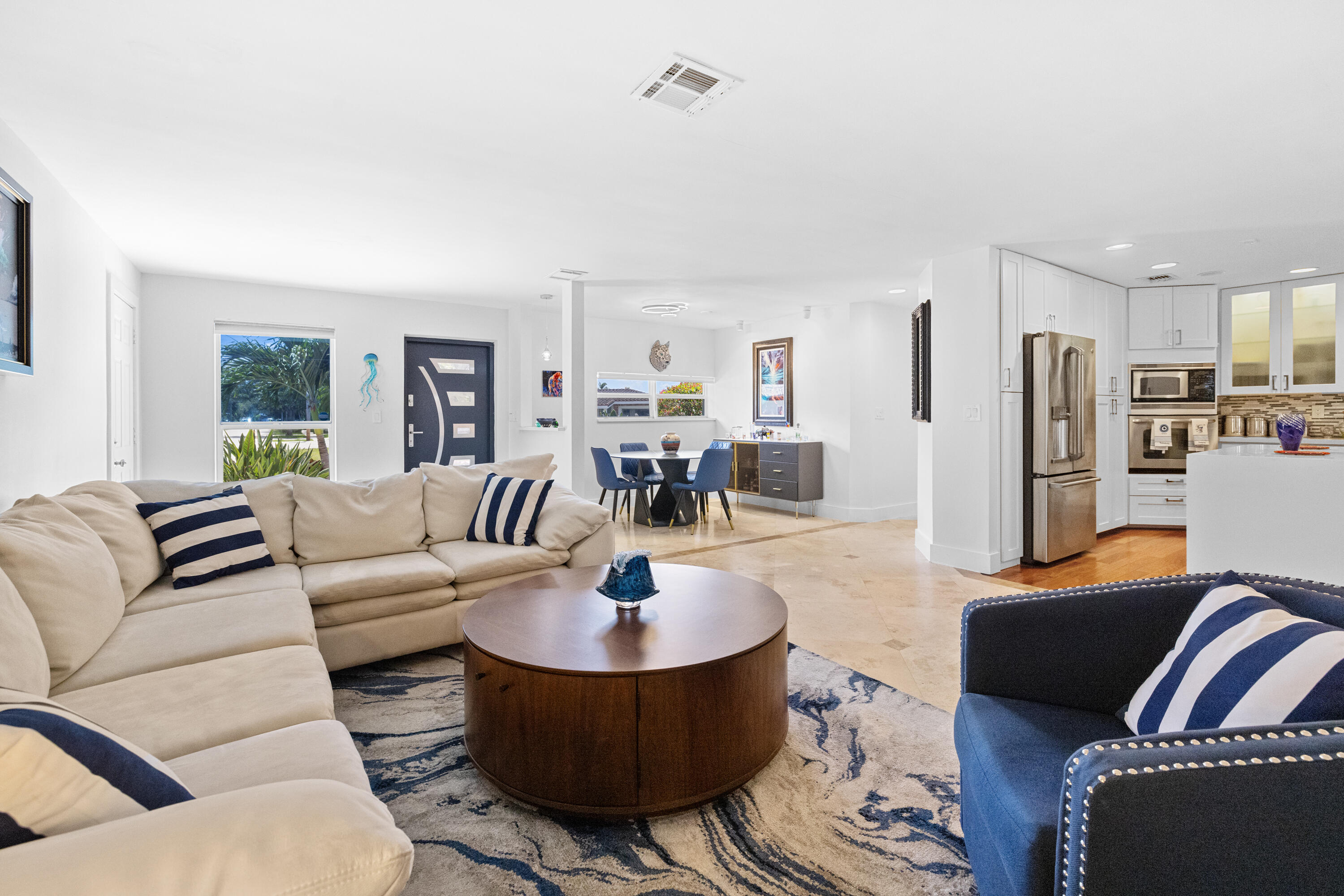 CORAL KEY VILLAS 2ND SEC - Residential