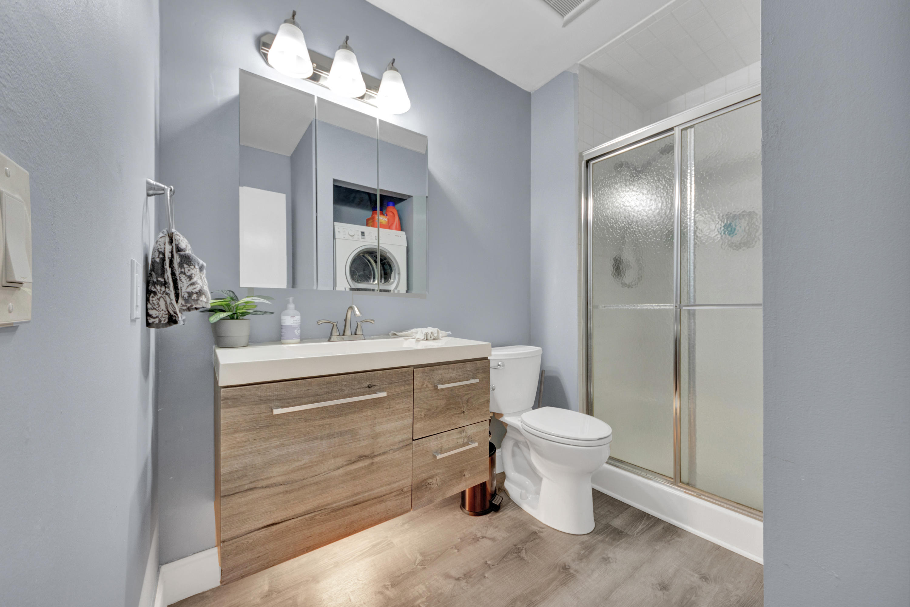 HORIZONS OF BOCA LAGO CONDO - Residential Lease