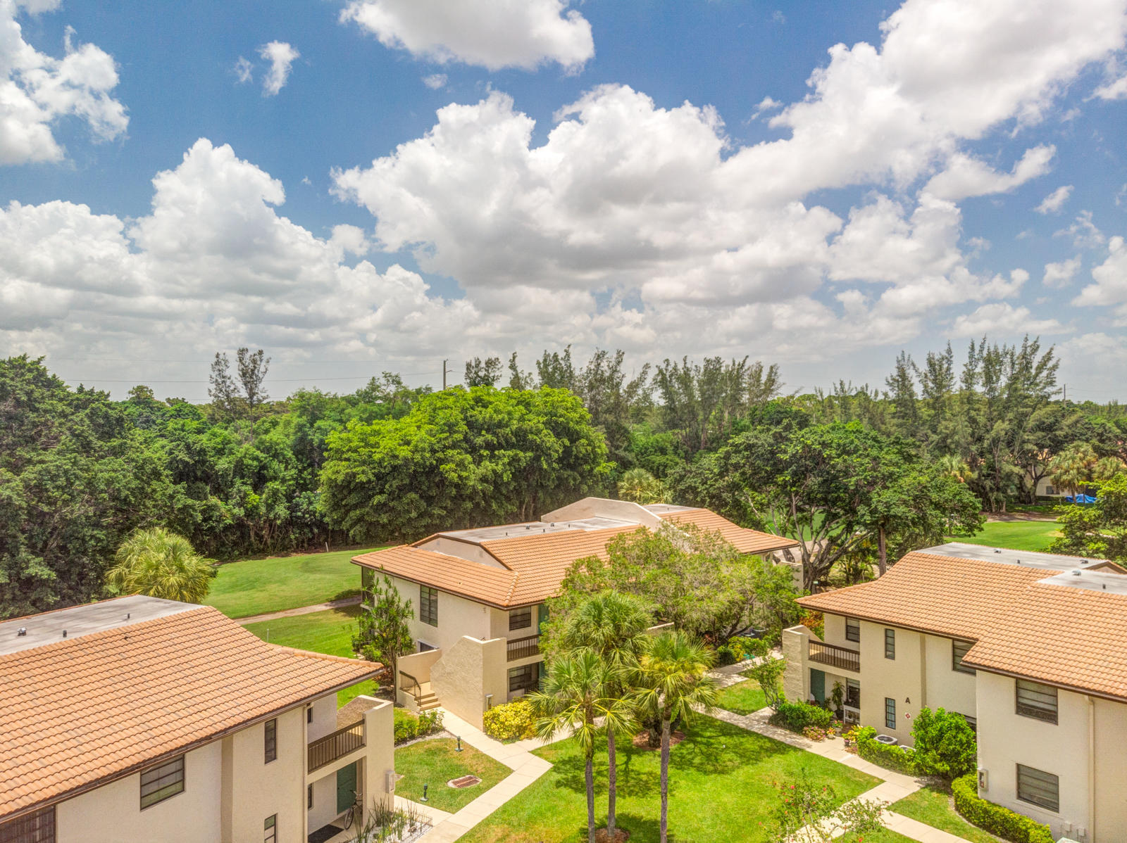 HORIZONS OF BOCA LAGO CONDO - Residential Lease