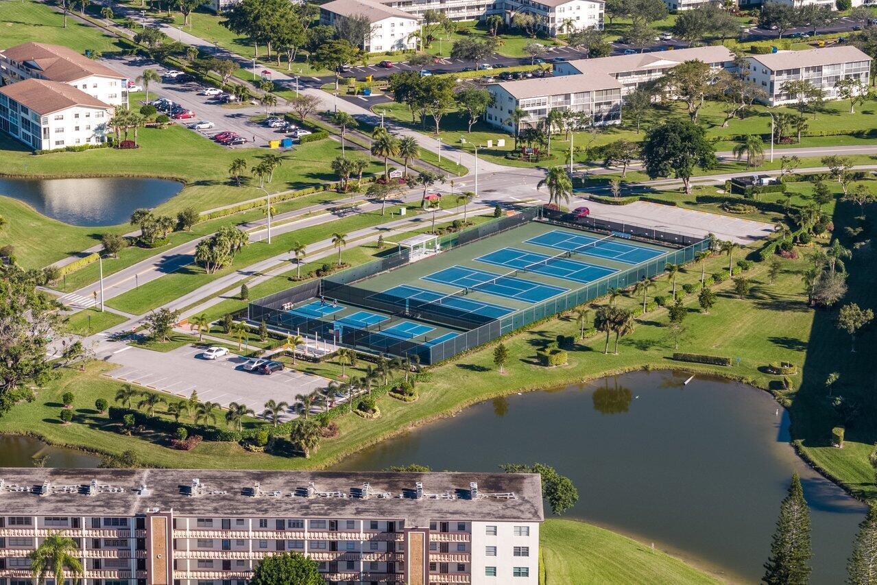 REXFORD AT CENTURY VILLAGE CONDO - Residential