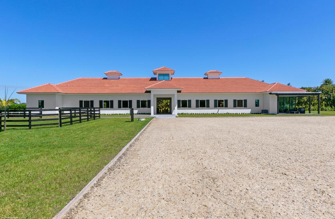 PALM BEACH POINT - Residential
