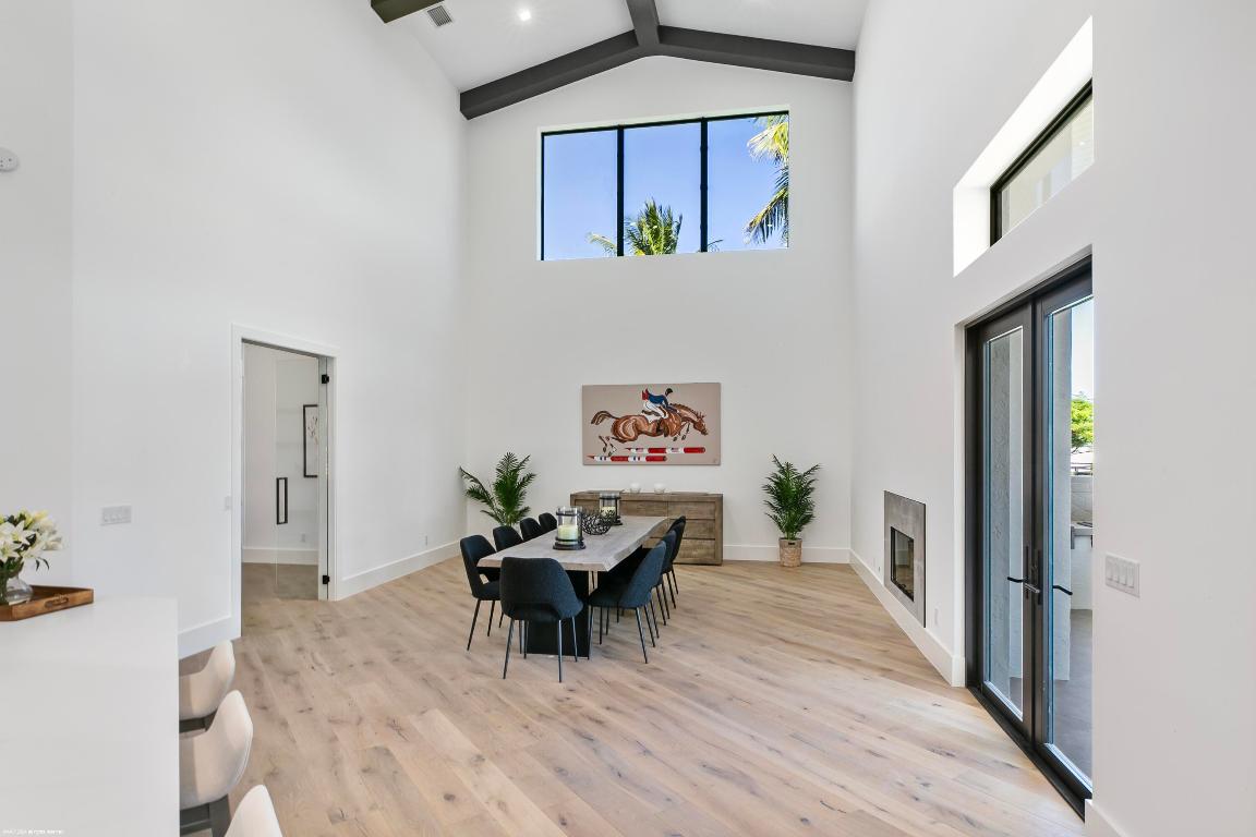 PALM BEACH POINT - Residential