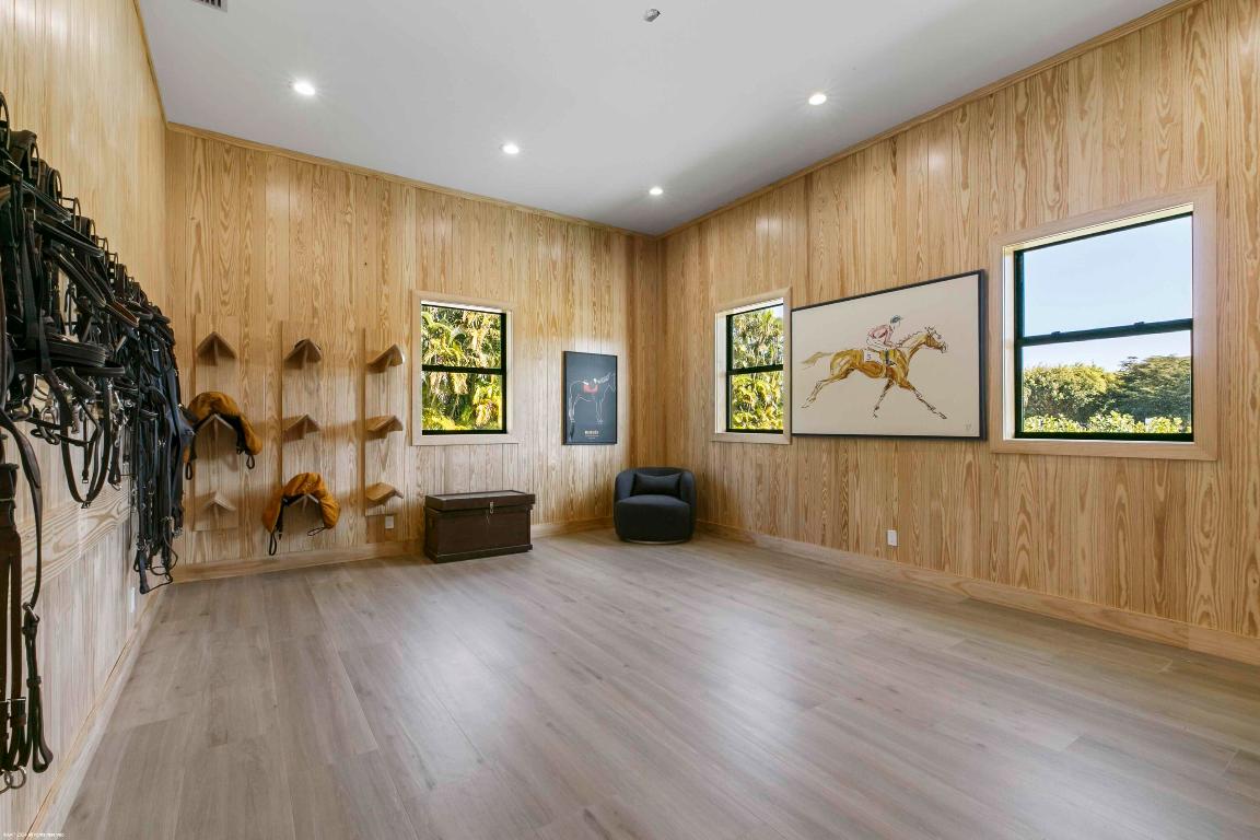 PALM BEACH POINT - Residential
