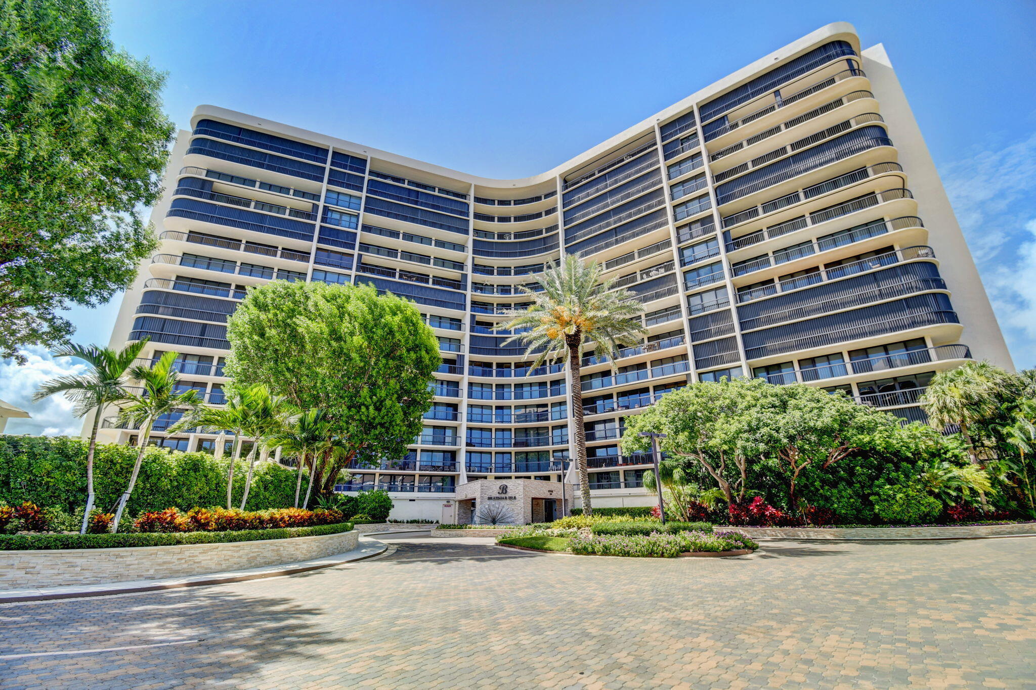 2 Bedroom, 2 Bath features large extended balcony overlooking private marina on the 2nd floor. Second bedroom opens to living and dining room for spacious living. Den/2nd bedroom has a folding wall door for extra privacy. Building includes 24 hour concierge, state of art fitness center, private ocean beach club, tennis courts, marina. Boca Highland is a gated guarded community directly off of the Intracoastal.