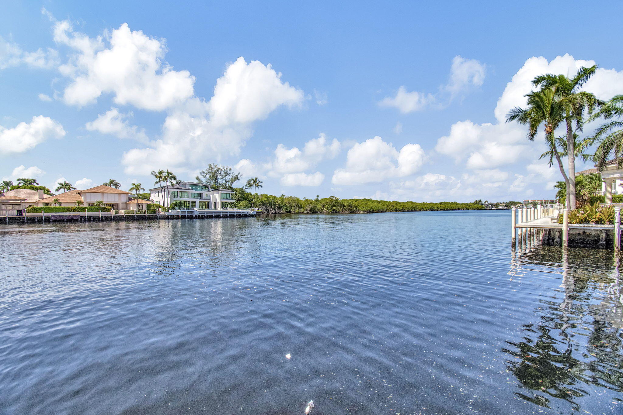 BRAEMAR ISLE CONDO - Residential