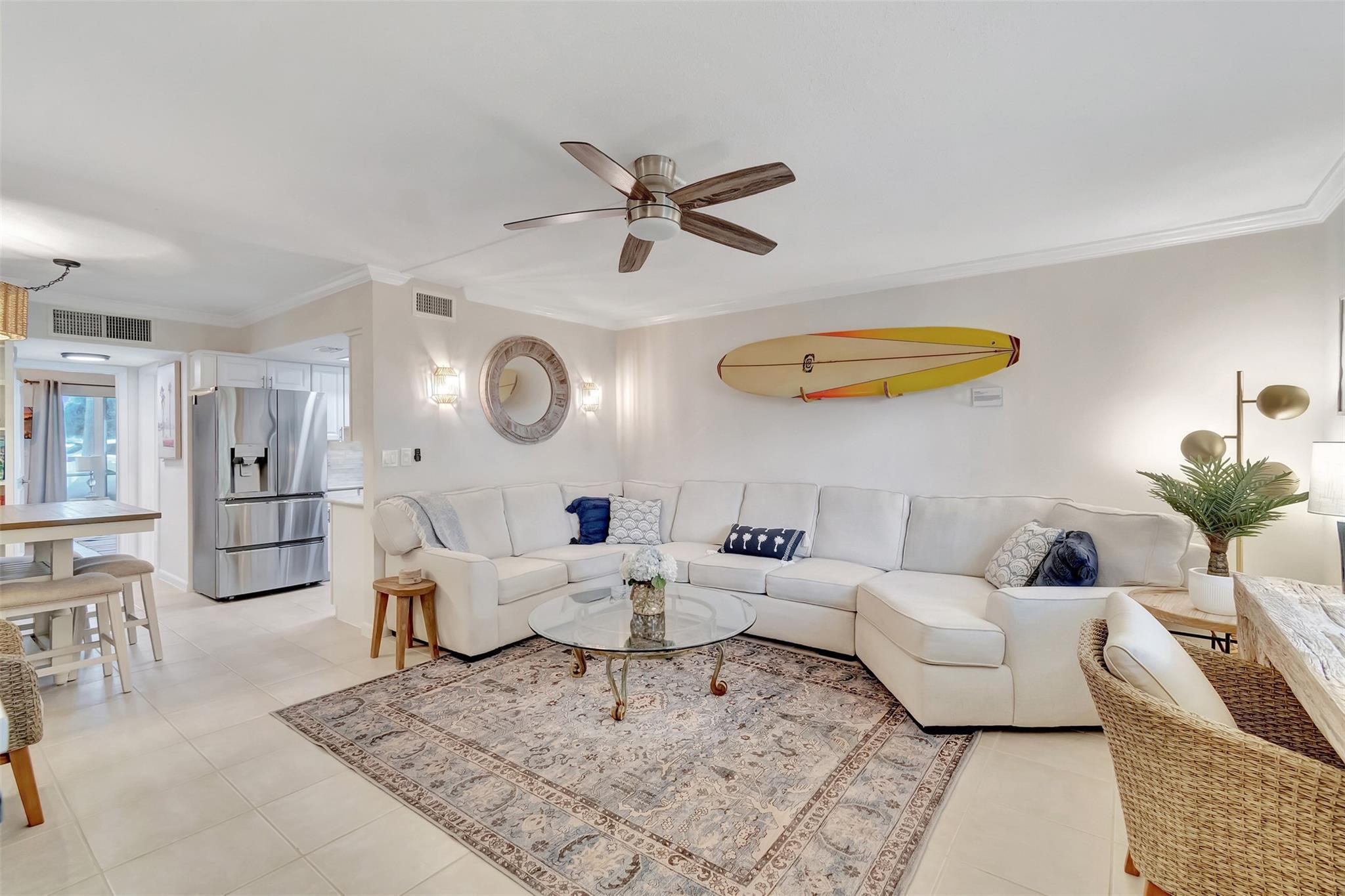 DELHAVEN CONDO - Residential Lease