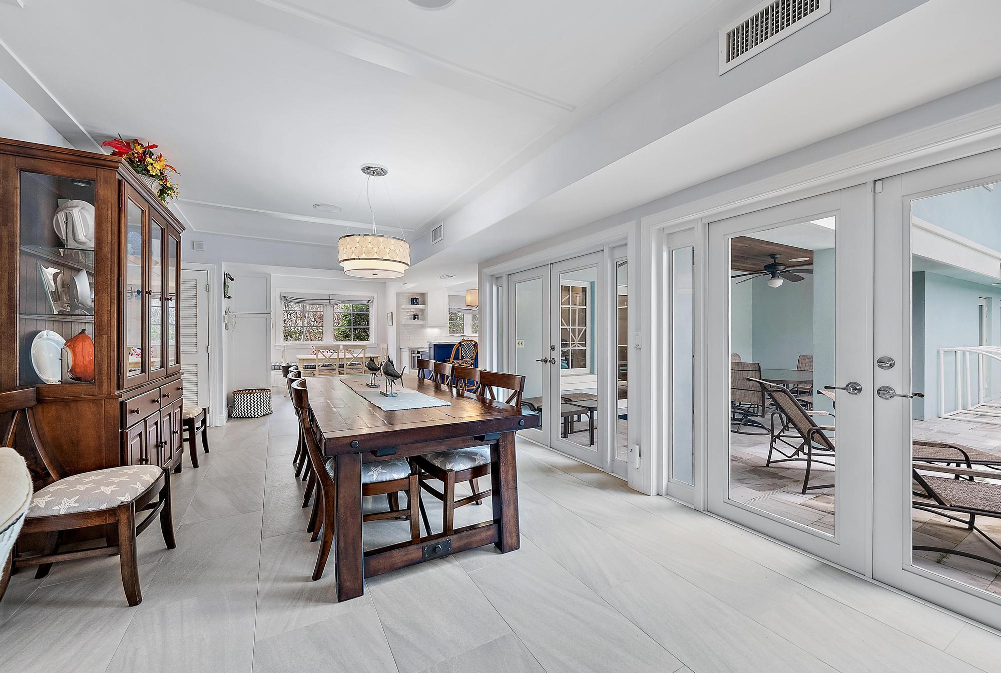 JUPITER INLET BEACH COLONY - Residential