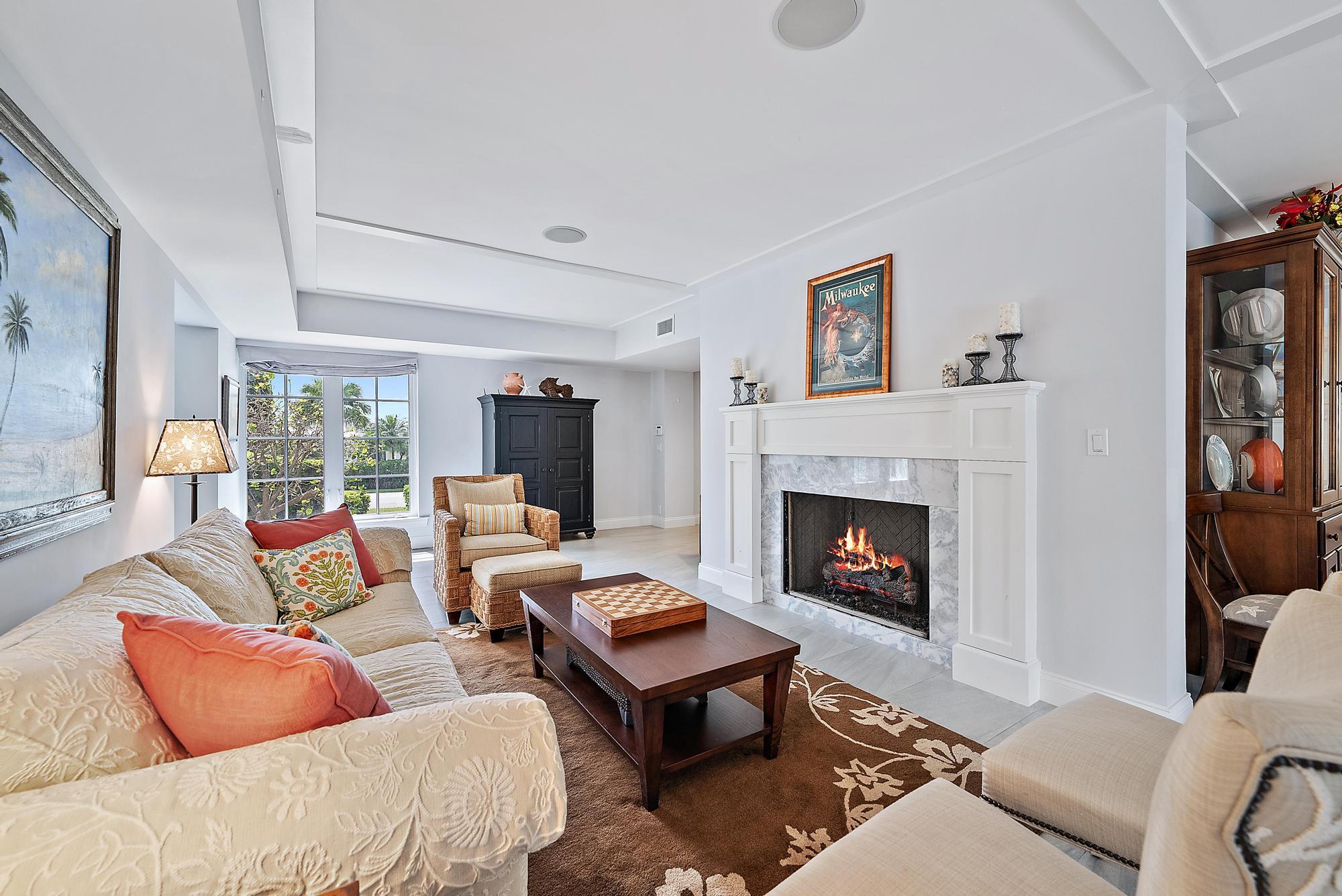 JUPITER INLET BEACH COLONY - Residential
